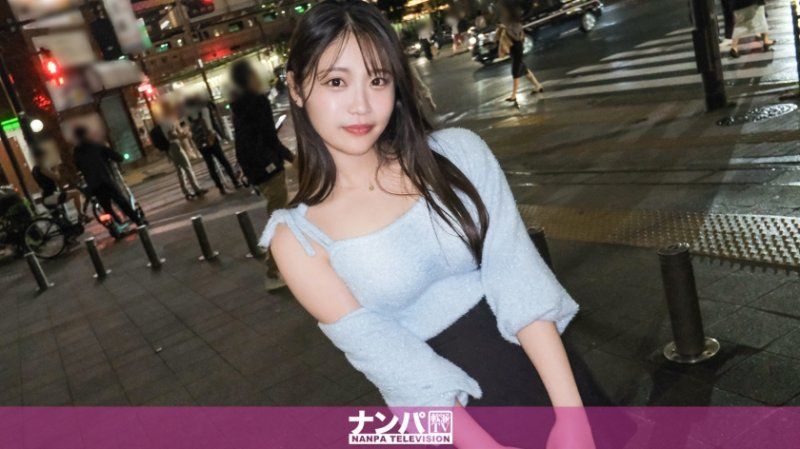マジ軟派、初撮。 2146 『ワタシ、駅のホームで濃厚フェラチオしたことあるんです・・・』じゃあホテルで再現してもらいましょー！！激ムチムチスケベボディのえまちゃん！！突然の罰ゲームフェラチオにも即対応！じゅぽじゅぽぺろぺろ・・・肉棒を喉奥まで迎え入れ、玉を舐めながら極速手コキガトリング！！お返しにえまちゃんの全身をぺろぺろ「あっ、そこ弱いからだめ・・・っ！」クンニの応酬で激イキ！！おマ●コがジンジンして我慢できなくなったえまちゃん「駅でフェラしたとき物足りなかったの・・・入れて・・・？」もちろん入れさせ